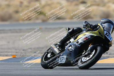 media/Feb-04-2024-SoCal Trackdays (Sun) [[91d6515b1d]]/3-Turn 5 (1045am)/